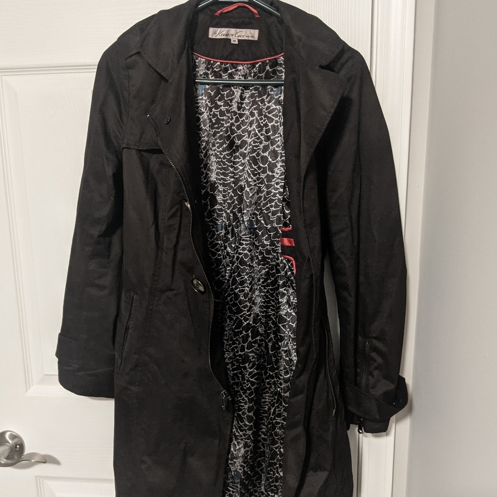 Kenneth Cole Raincoat size medium dark navy
